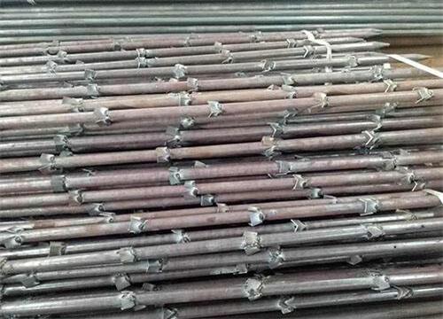 阿拉尔农场隧道钢花管